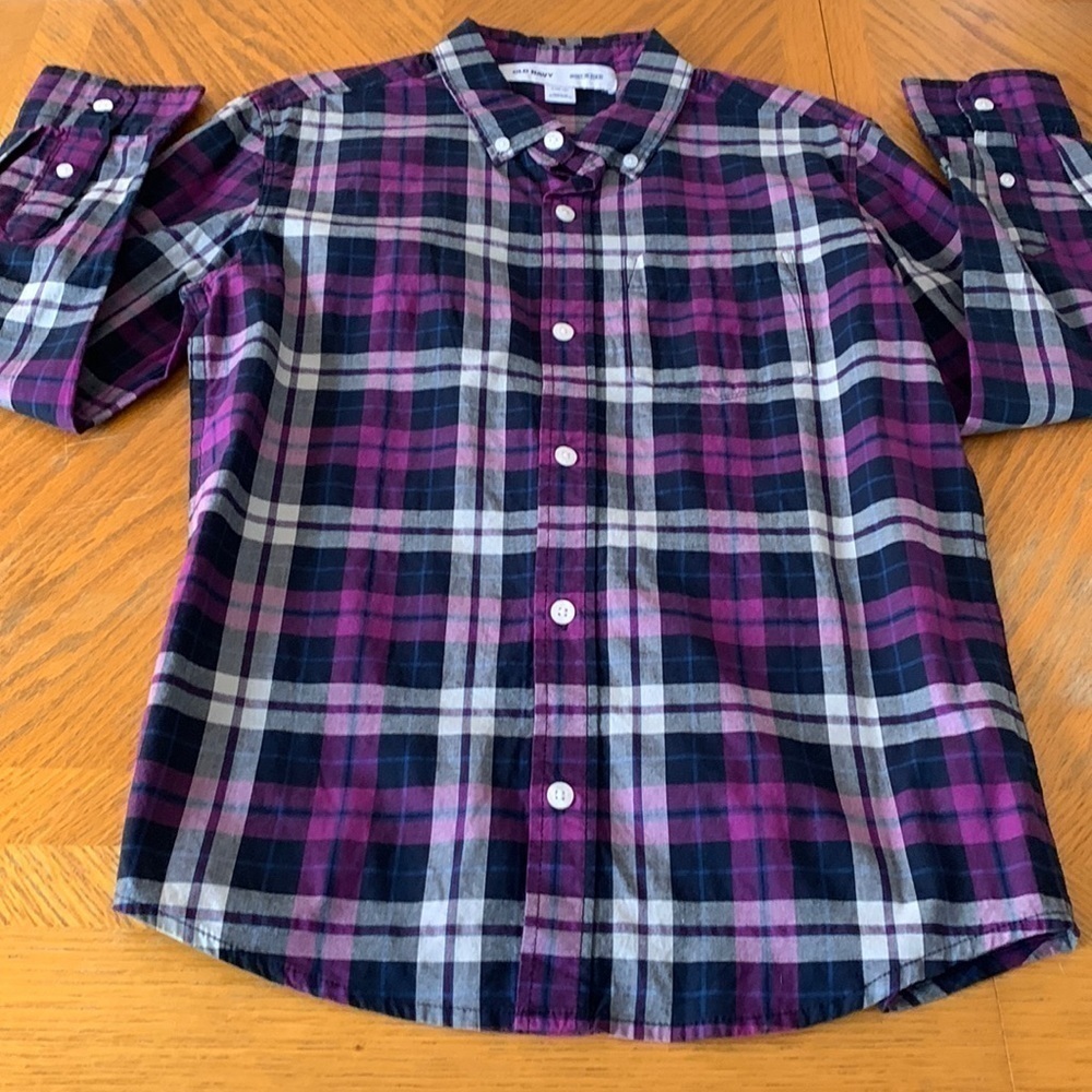 Old Navy Button down long sleeve shirt